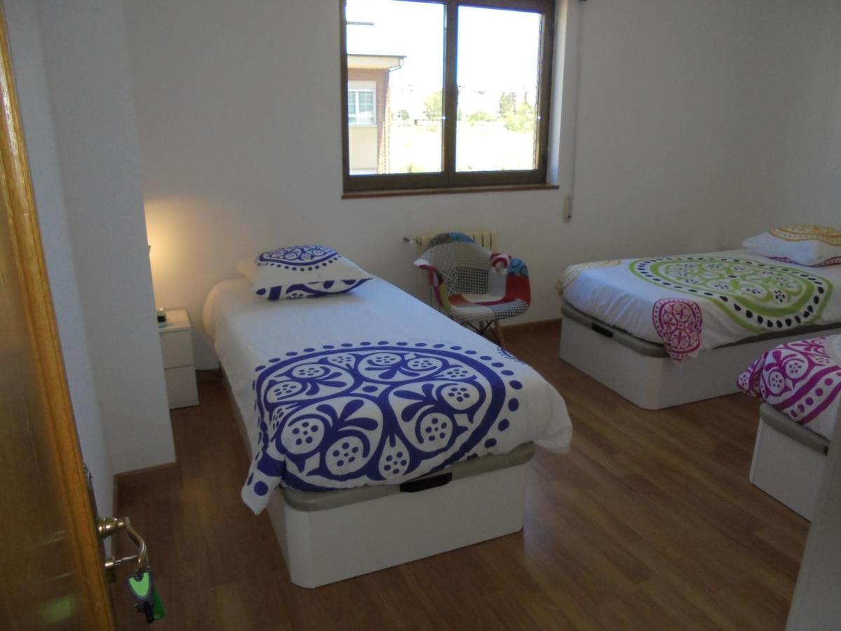 פונפרדה Jaen Apartment מראה חיצוני תמונה