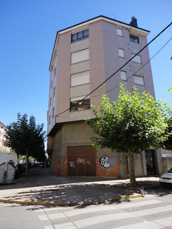 פונפרדה Jaen Apartment מראה חיצוני תמונה